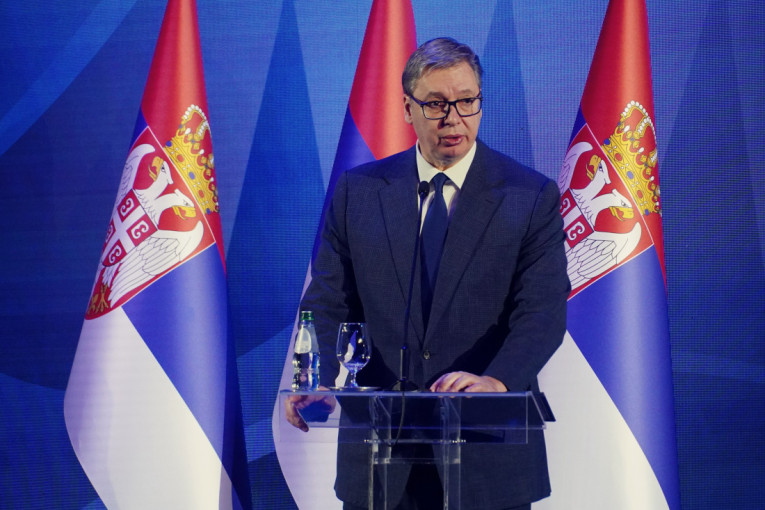 Modi šerovao Vučićev autorski tekst za "Indijan ekspres"