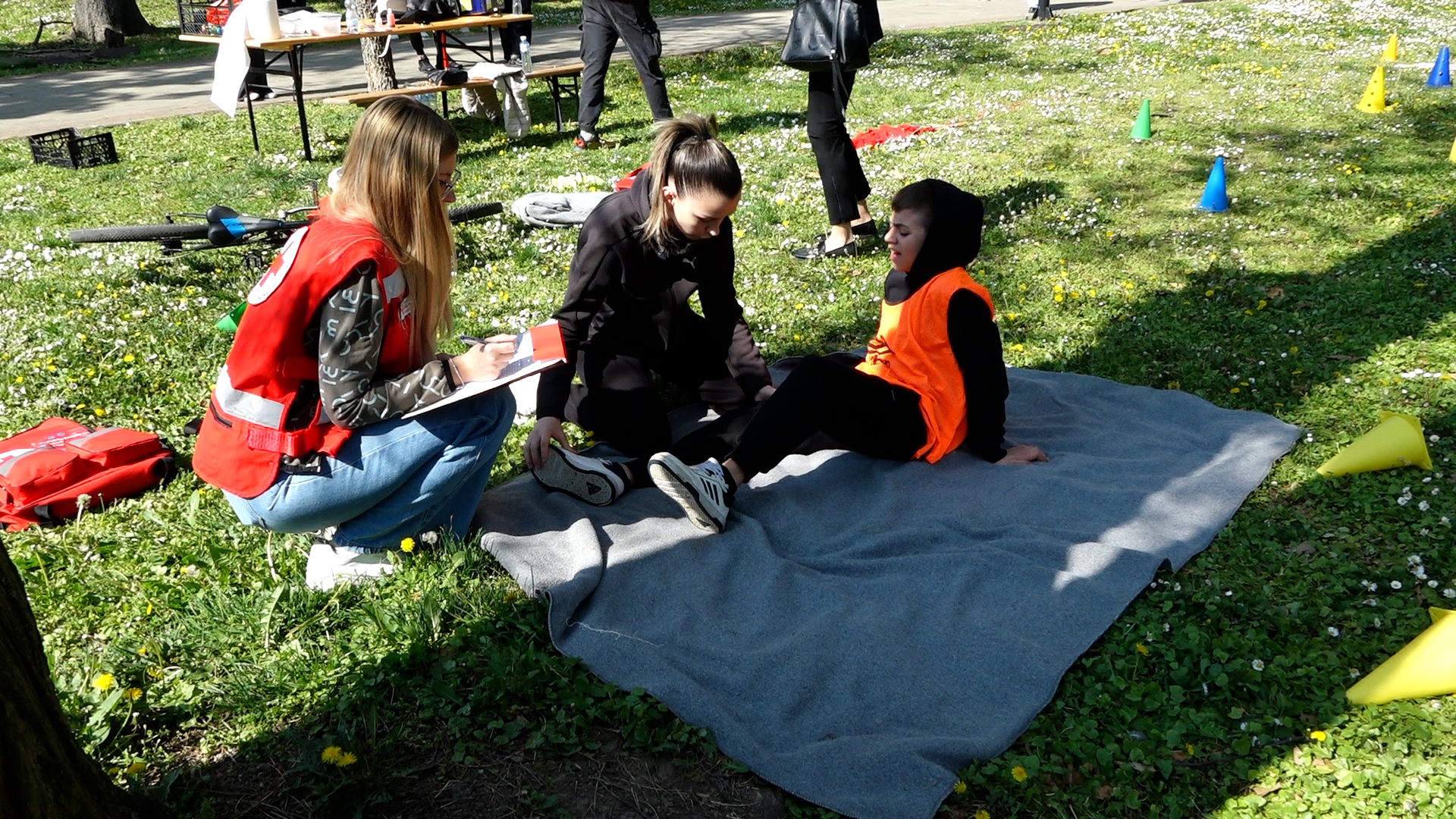 Mladi pokazali znanje na Gradskom takmičenju prve pomoći