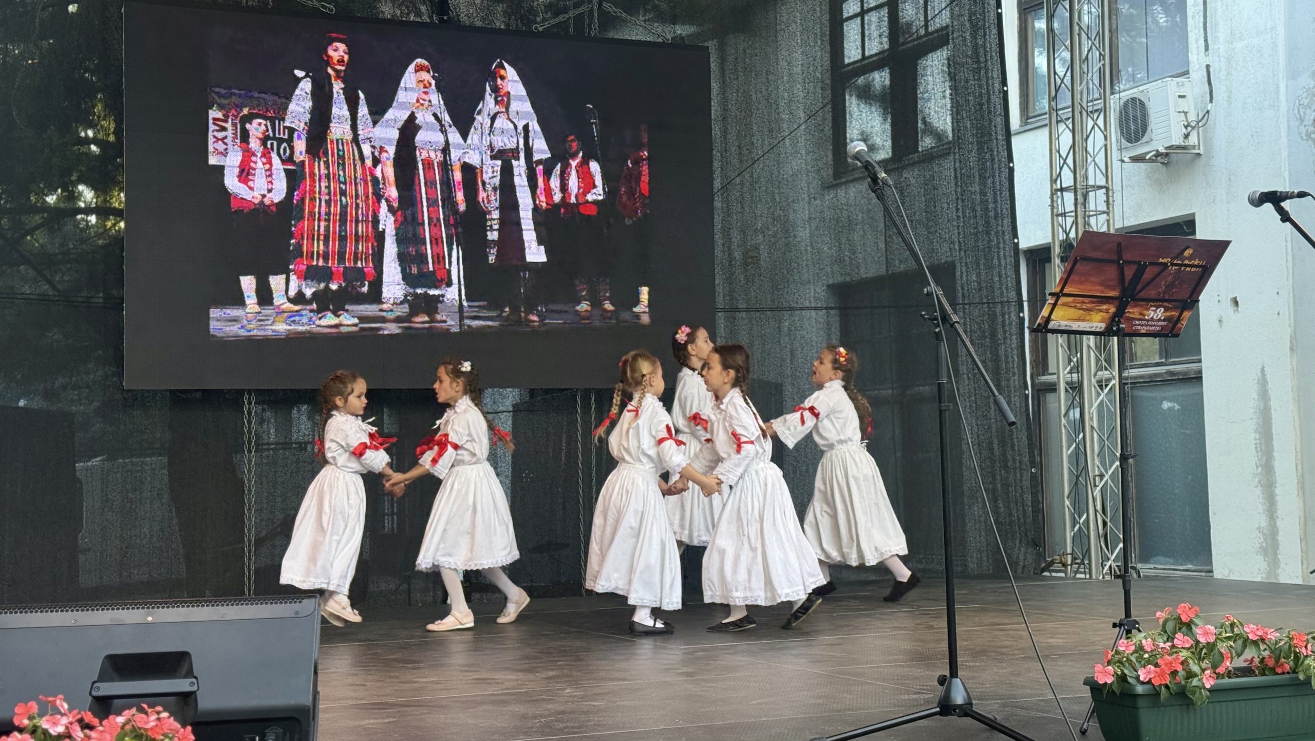(FOTO) Održana tradicionalna manifestacija „Stanišićke gradele“ (FOTO) Održana tradicionalna manifestacija „Stanišićke gradele“