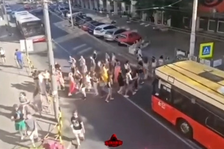 Ludački cirkus na "zebri": Ovako su nas blokaderi maltretirali (VIDEO)