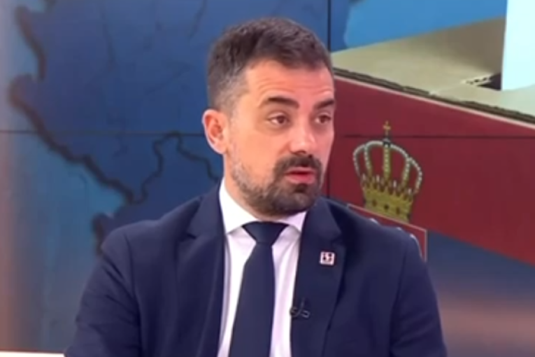 Haos u opoziciji! Aleksićev poslanik šokirao Srbiju izjavom o Srbima na Kosovu i Metohiji pa se požalio što ne može na more!