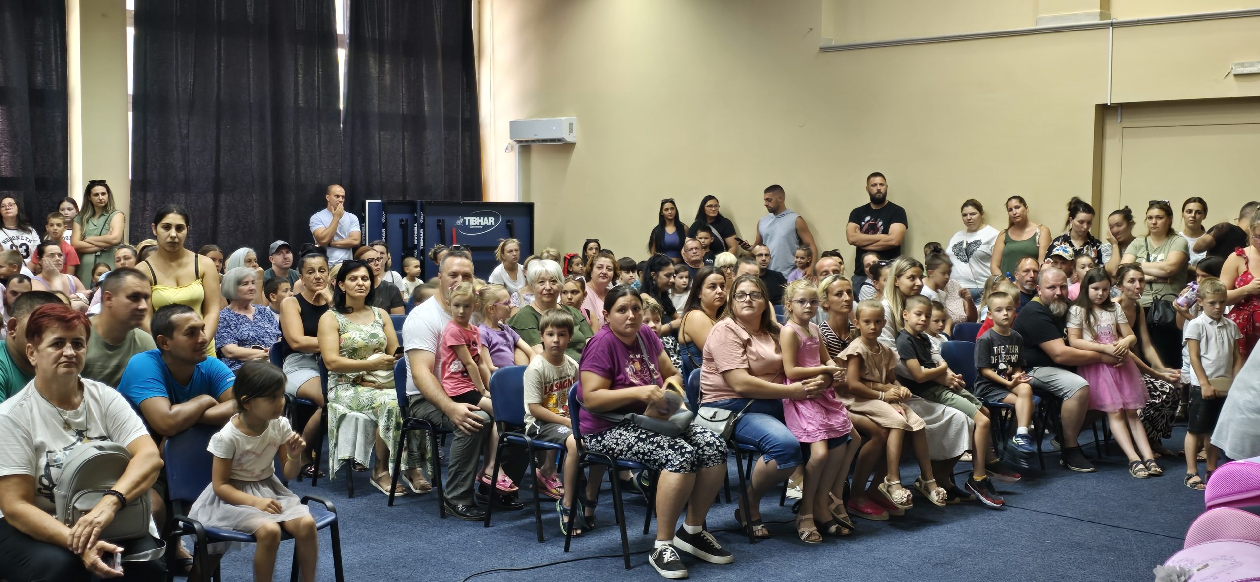 Budući prvaci u Odžacima dobili školske torbe i pribor