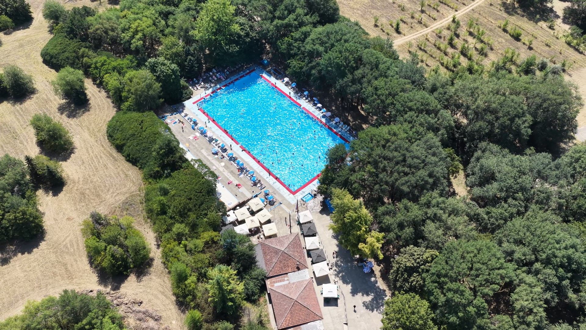 Bazen u Kljajićevu hit tokom avgustovskih vrućina