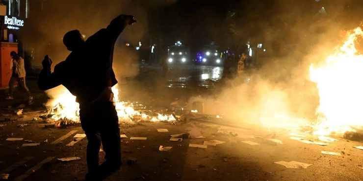 Šok saznanja GOSI službe! Blokaderi iz Srbije ovako povezani sa demonstrantima u Francuskoj i Albaniji - Umešana i Hrvatska (FOTO)