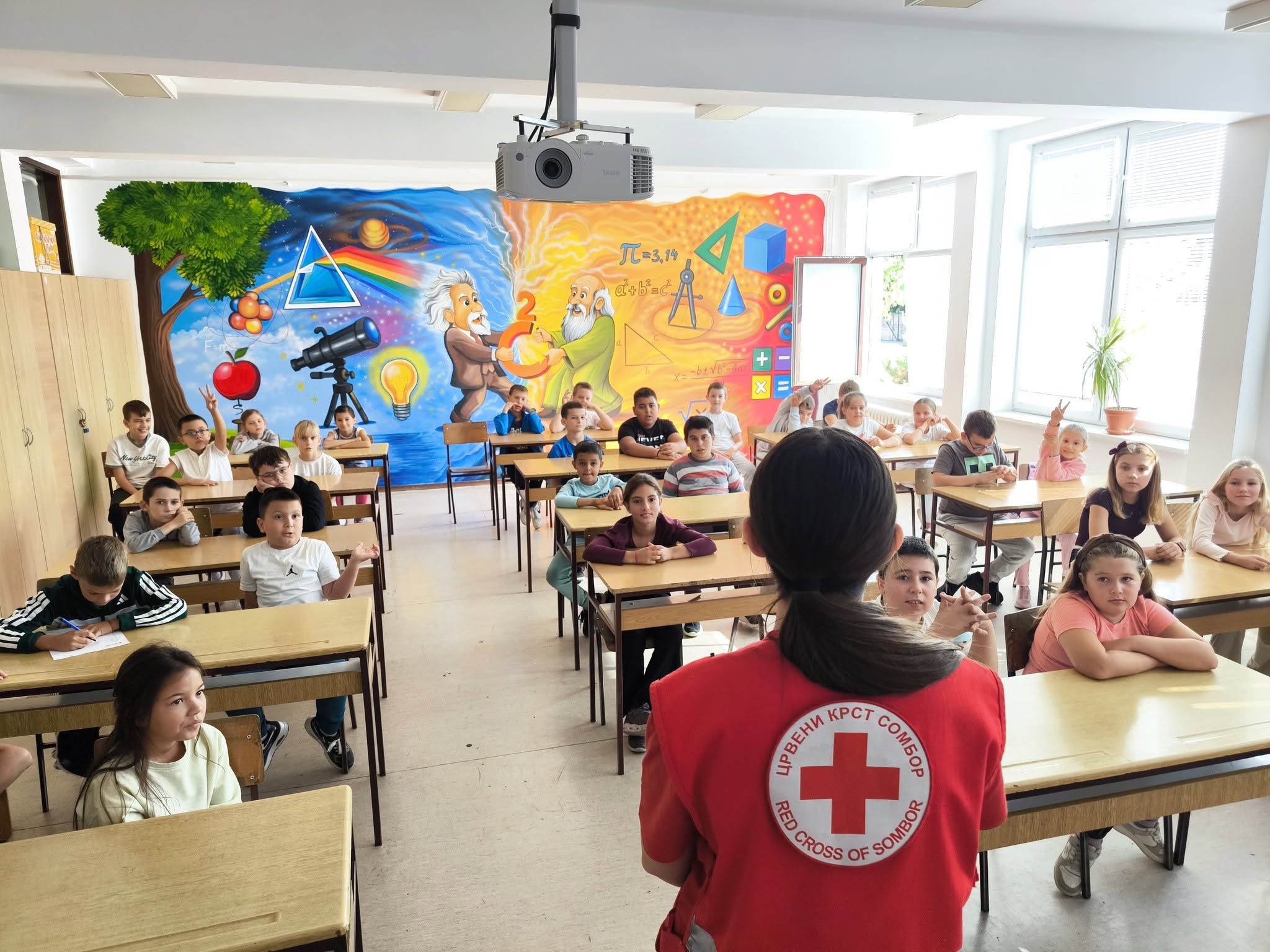 Crveni krst Sombor održao edukativne radionice za učenike u Bačkom Monoštoru
