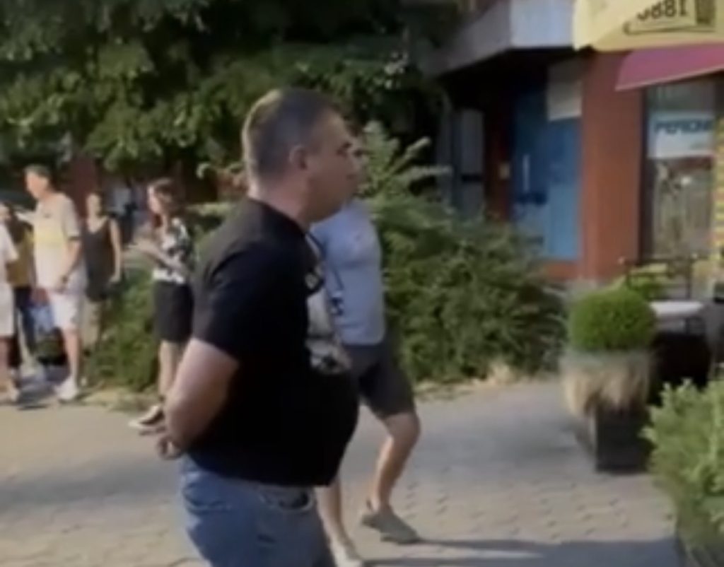 Skandal! Srdanović okružen siledžijama i nasilnicima: Od udaranja žena pesnicom do sumnjivih para iz Hrvatske! Kakvu nam to budućnost spremaju?!